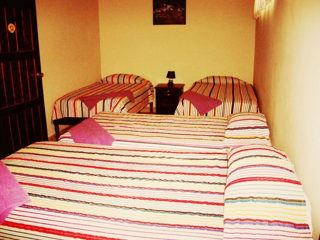 Hotel & Hostal Yaxkin Copán Zimmer foto